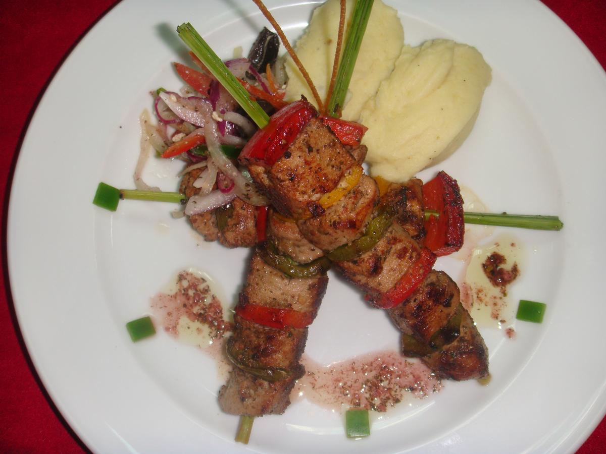 Kâmpóng Thum Glorious Hotel מראה חיצוני תמונה