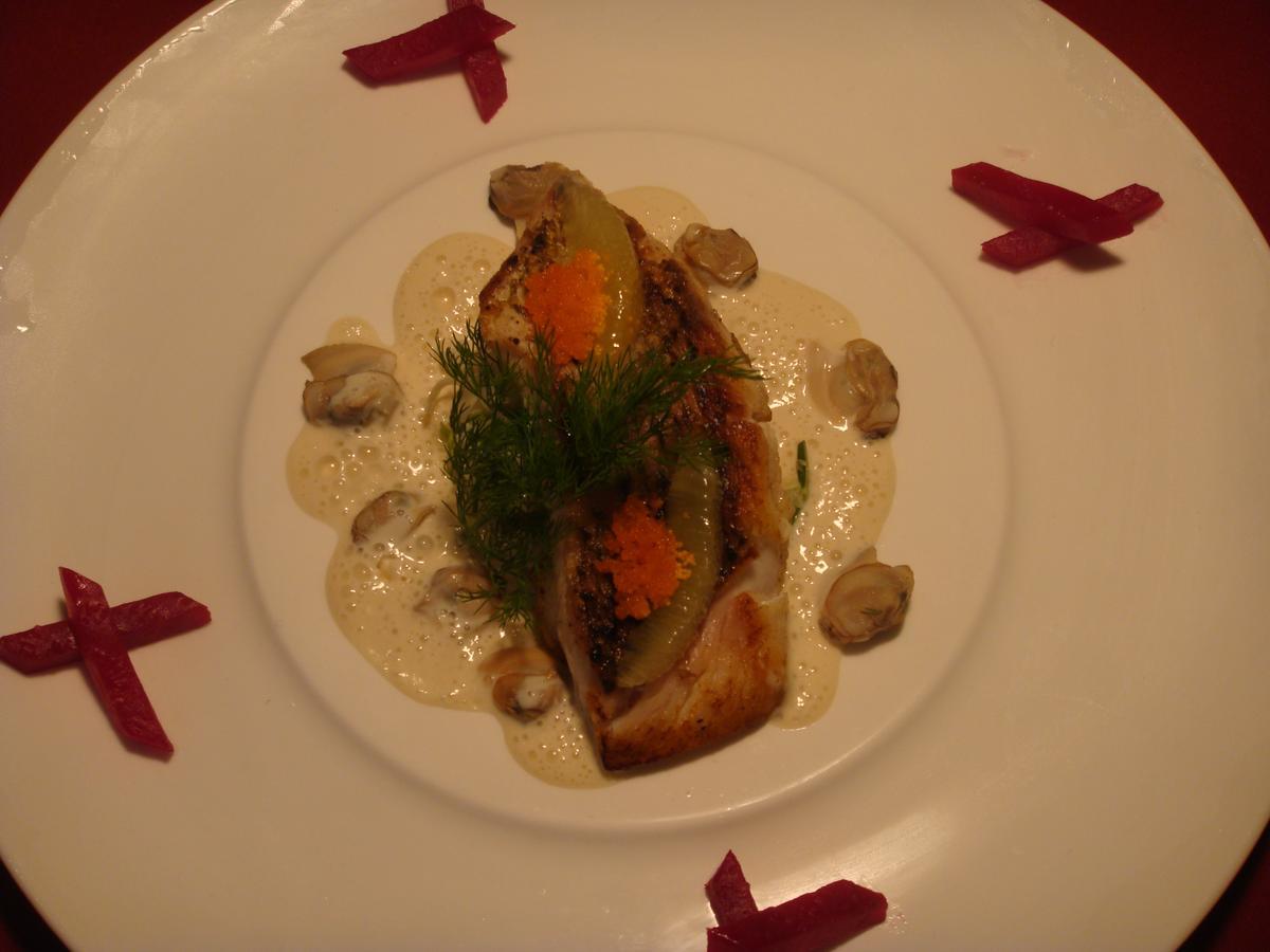Kâmpóng Thum Glorious Hotel מראה חיצוני תמונה